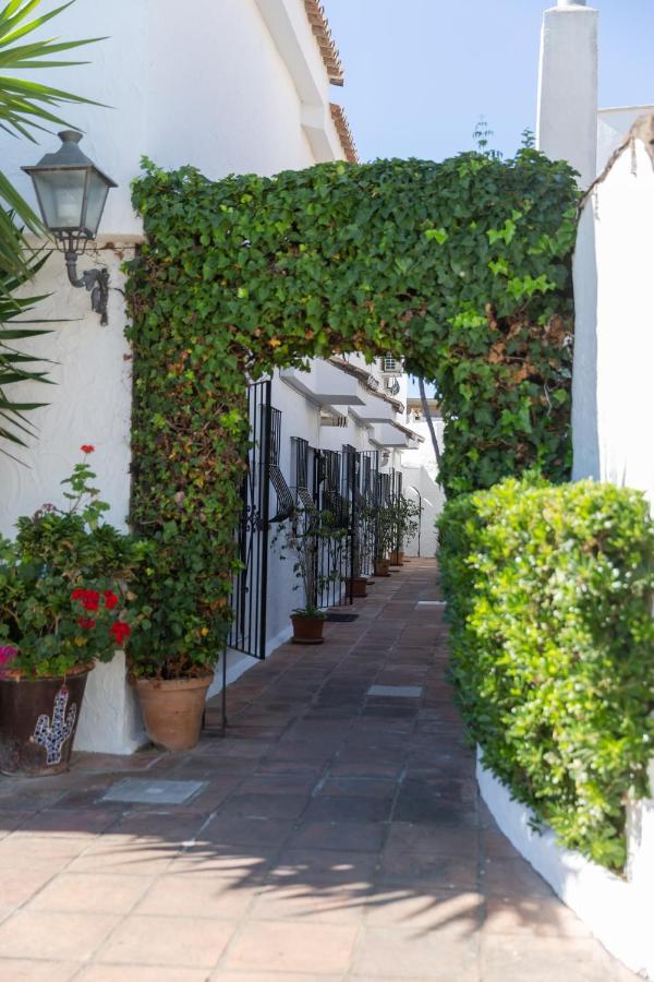 Casa Con Jardin Junto A La Playa Estepona Exterior foto